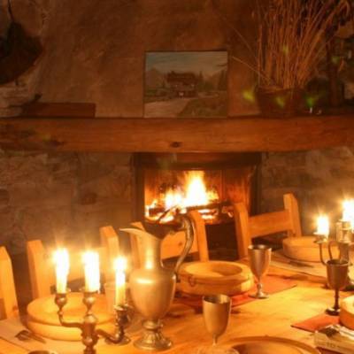 dining table.jpg